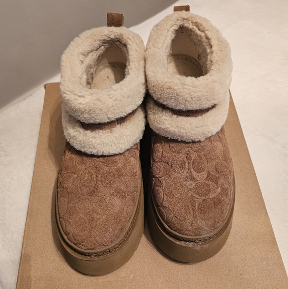Coach Christina Shearling Platform Boots - Picture 4 of 5